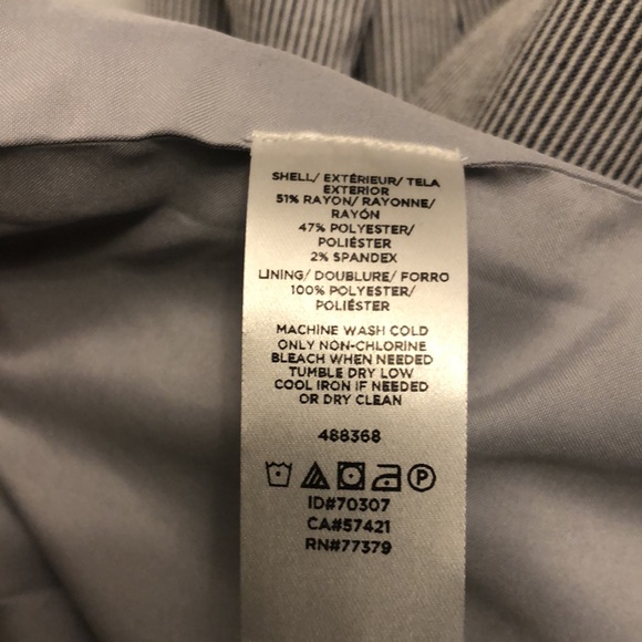 Ann Taylor Blue Seersucker 2 Button Blazer - Picture 5 of 6